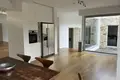 Maison 300 chambres 2 150 m² Pinki, Lettonie