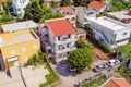 Haus 7 Schlafzimmer  Dobra Voda, Montenegro