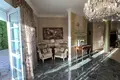 Cottage 6 bedrooms 443 m² Tarasava, Belarus