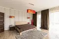 Haus 6 zimmer 312 m² Riga, Lettland
