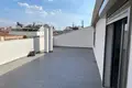 Mieszkanie 4 pokoi 160 m² Karsiyaka, Turcja