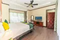 Villa de tres dormitorios 300 m² Ban Bang Thao, Tailandia
