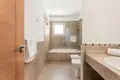2 bedroom apartment 93 m² Manilva, Spain
