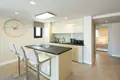 Mieszkanie 2 pokoi 125 m² Marbella, Hiszpania