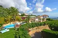 Villa de 6 chambres 400 m² en France, France