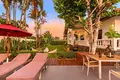 5-Schlafzimmer-Villa 450 m² Chalong, Thailand