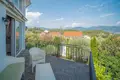 Haus 8 Schlafzimmer  Lustica, Montenegro