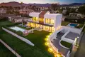 villa de 5 chambres 652 m² Estepona, Espagne
