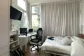 Residential quarter Investissement ideal 4 pieces renove a rafraichir proche boulevard nordau parfait colocation