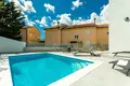 Villa de tres dormitorios 110 m² Omisalj, Croacia