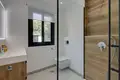 6 bedroom house 243 m² Dos Hermanas, Spain