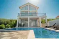 Villa 8 habitaciones 525 m² Radovici, Montenegro