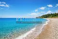Parcelas 4 658 m² Loutra, Grecia