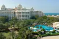 Kompleks mieszkalny Luxury complex of furnished apartments Kempinski Residences with a 5-star hotel and a private beach, Palm Jumeirah, Dubai, UAE
