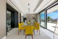 4 bedroom house 765 m² Dos Hermanas, Spain