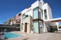 Villa de 2 dormitorios 109 m² Urbanizacion Dona Pepa, Španjolska