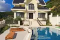 Casa 5 habitaciones 250 m² Stanisici, Montenegro