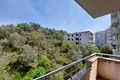 Mieszkanie 3 pokoi 115 m² Bashkia Durres, Albania