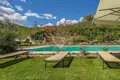 Propriété commerciale 1 000 m² à Florence, Italie