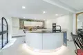 4 bedroom house 217 m² Dos Hermanas, Spain
