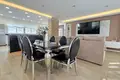 5 bedroom house 353 m² Dos Hermanas, Spain