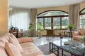 6-Schlafzimmer-Villa 500 m² Casciago, Italien