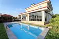 Villa de 5 habitaciones 275 m² Dosemealti, Turquía