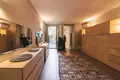 Propriété commerciale 436 m² à Porto, Portugal