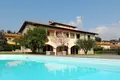 5-Zimmer-Villa 300 m² Soiano del Lago, Italien
