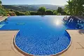 4-Schlafzimmer-Villa 200 m² in Peristerona, Zypern