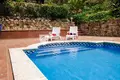 5-Zimmer-Villa 323 m² Santa Maria de Llorell, Spanien