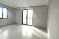 Mieszkanie 2 pokoi 70 m² Altinova, Turcja