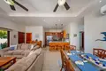 Haus 2 Schlafzimmer 151 m² Roatan, Honduras