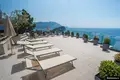 Villa de tres dormitorios 438 m² Budva, Montenegro