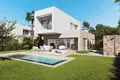 Villa de tres dormitorios 129 m² Orihuela, Španjolska