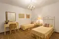 villa de 5 dormitorios  Marbella, Španjolska