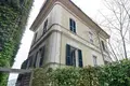 Mieszkanie 3 pokoi 150 m² La Spezia, Włochy