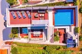 Dom 3 pokoi 341 m² Zrnovo, Chorwacja
