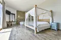 6 bedroom house 724 m² Finestrat, Spain