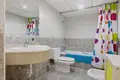 3 bedroom house 262 m² Manilva, Spain