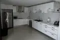 Villa de tres dormitorios 225 m² Rawai, Tailandia