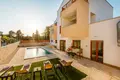 7 bedroom house 464 m² Kastel Sucurac, Croatia