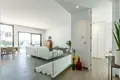 4-Schlafzimmer-Villa 304 m² Finestrat, Spanien