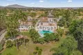 6 bedroom house 711 m² Dos Hermanas, Spain