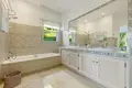 4 bedroom house 383 m² Marbella, Spain