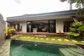 2 bedroom Villa 144 m² Pemecutan, Indonesia