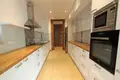Mieszkanie 4 pokoi 156 m² Warszawa, Polska