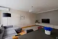 Mieszkanie 3 pokoi 110 m² Ryga, Łotwa