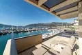 Appartement 3 chambres 236 m² Tivat, Monténégro