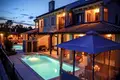 Casa 6 habitaciones 300 m² Omisalj, Croacia